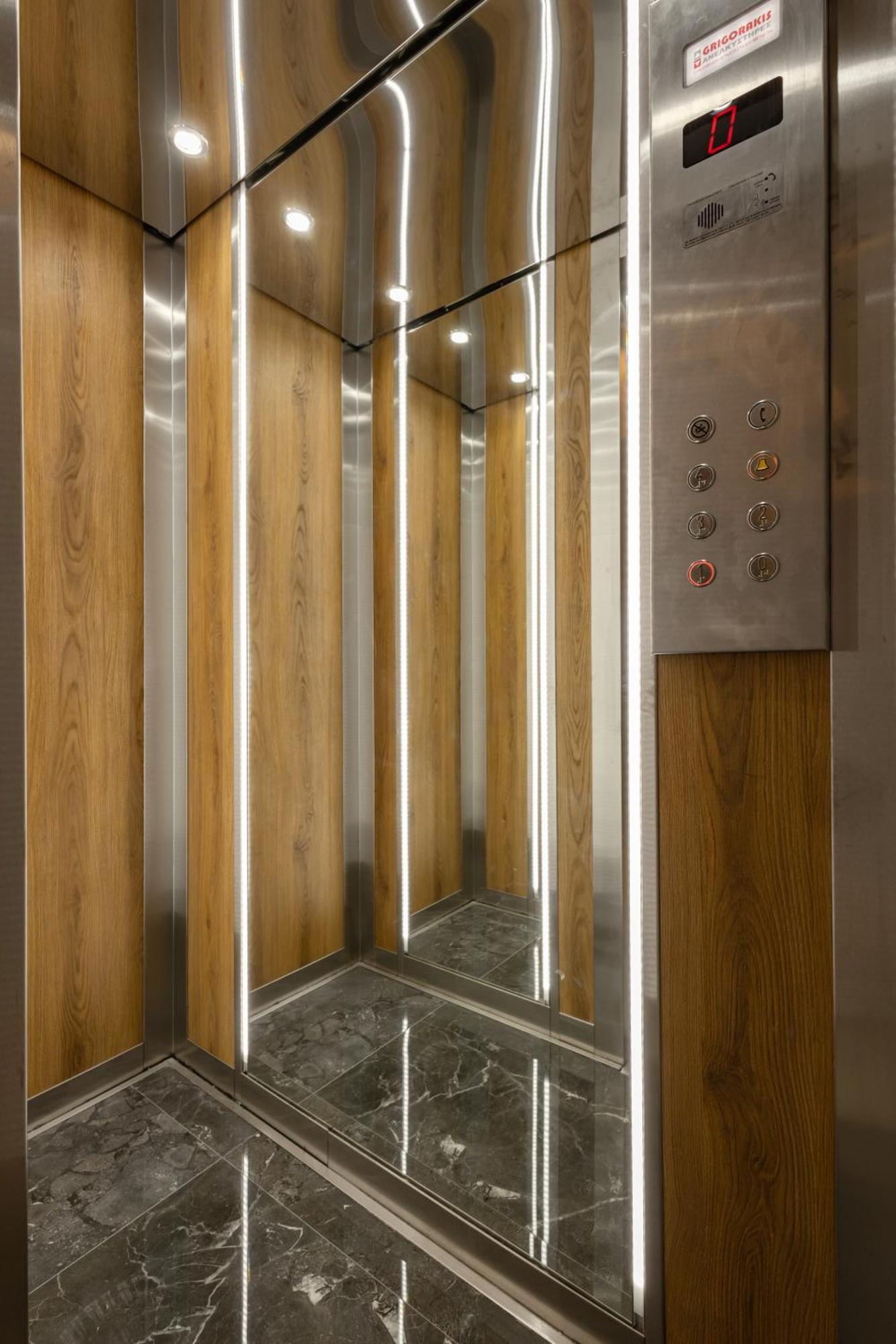 Omikron Luxury Residences Iraklio Exterior foto